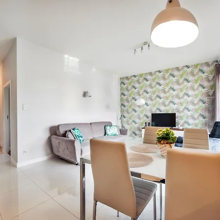 Sun & Snow, Gdynia Nowe Orlowo Apartment *